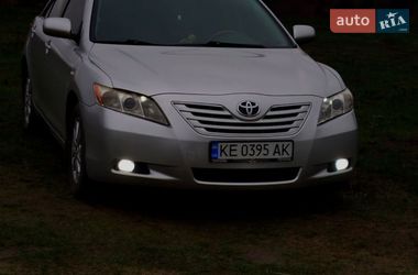 Седан Toyota Camry 2007 в Днепре
