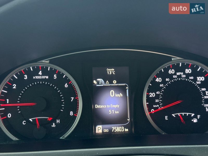 Седан Toyota Camry 2016 в Виннице