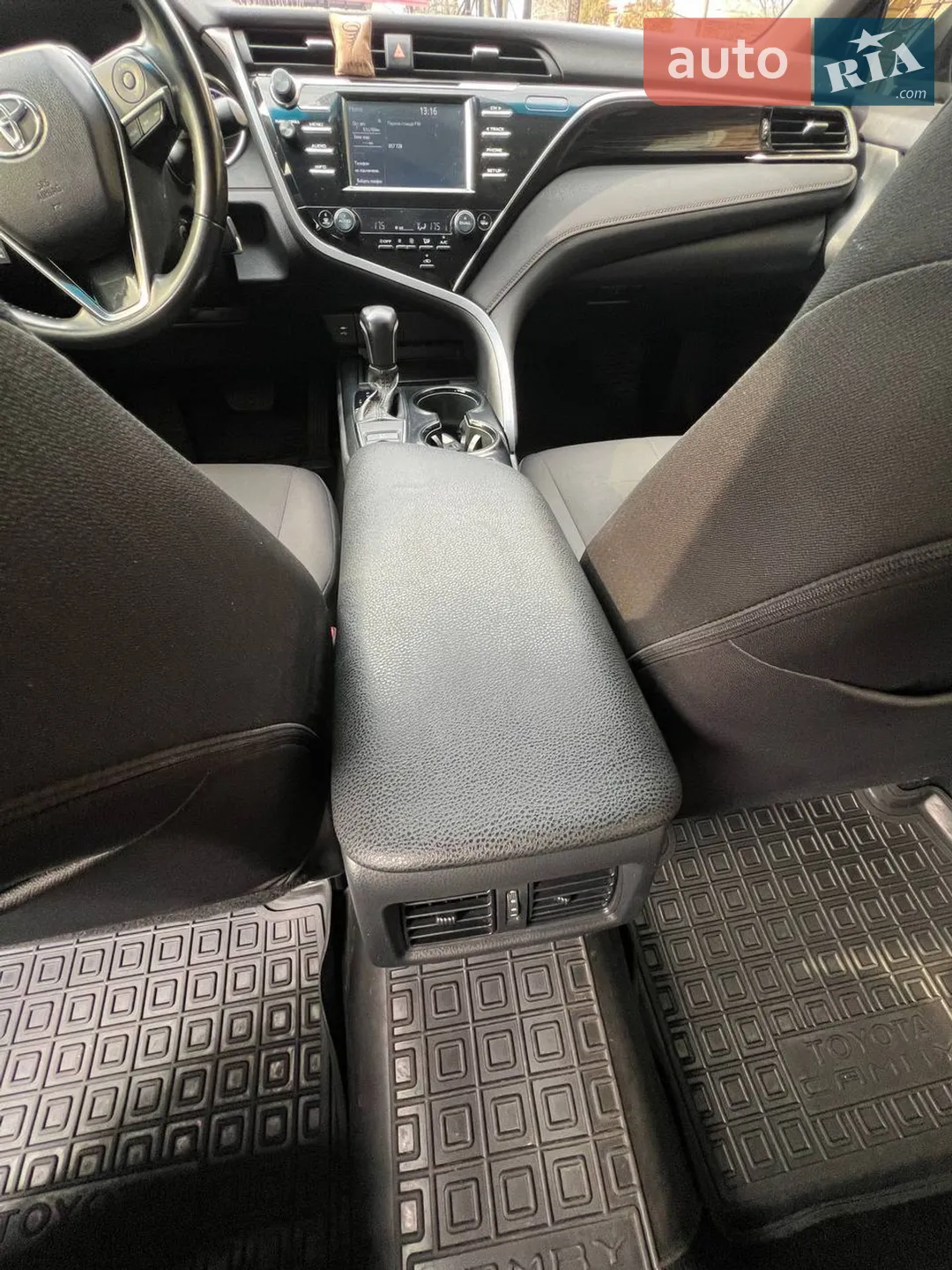 2018 Toyota Camry - мініатюра 25