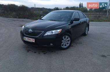 Седан Toyota Camry 2007 в Киеве