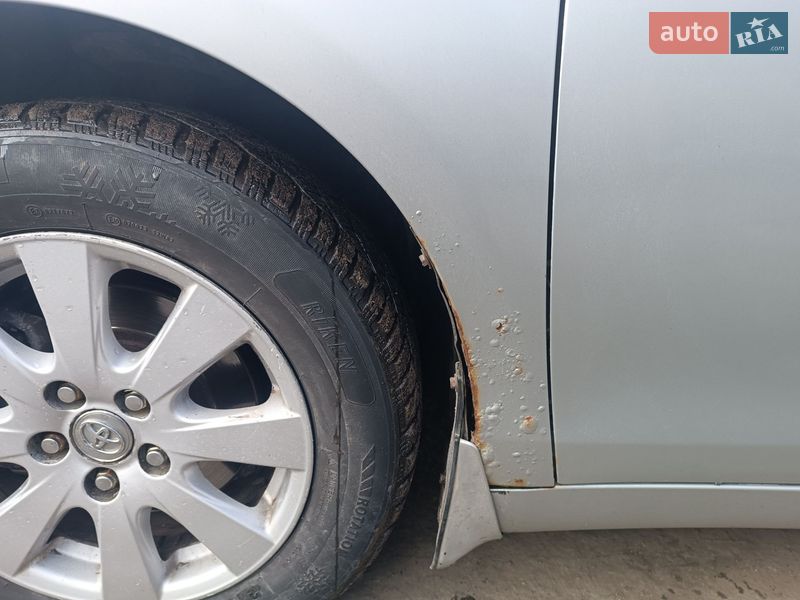 Седан Toyota Camry 2006 в Киеве