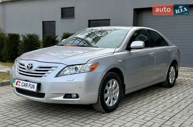 Седан Toyota Camry 2007 в Львове