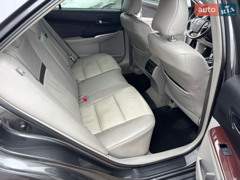 Седан Toyota Camry 2014 в Гадяче