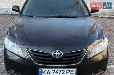 Седан Toyota Camry 2007 в Киеве