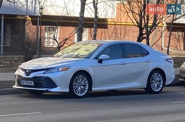 Седан Toyota Camry 2019 в Вінниці