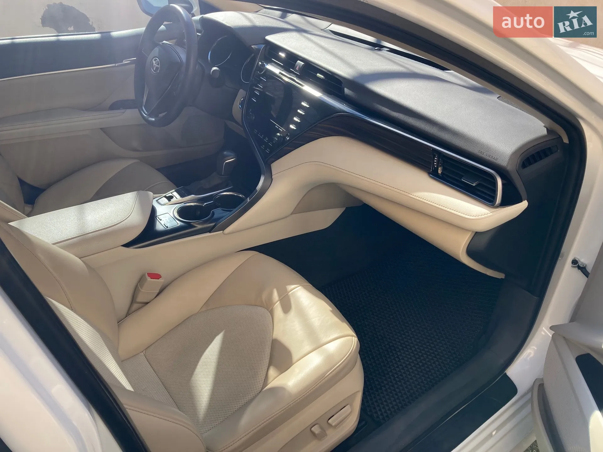2019 Toyota Camry - мініатюра 8