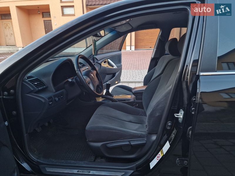 Седан Toyota Camry 2006 в Стрые