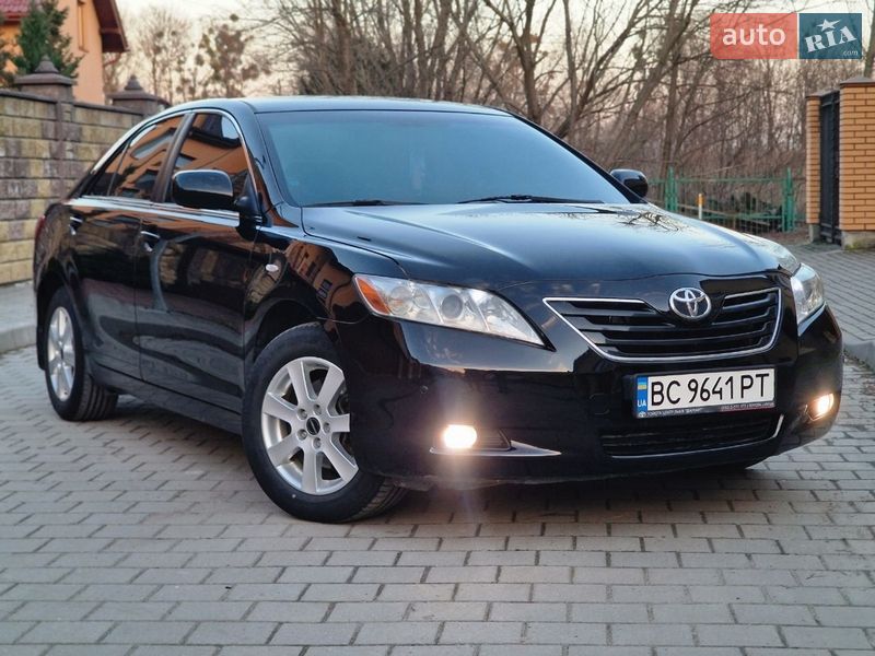 Седан Toyota Camry 2006 в Стрые