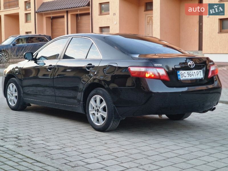 Седан Toyota Camry 2006 в Стрые