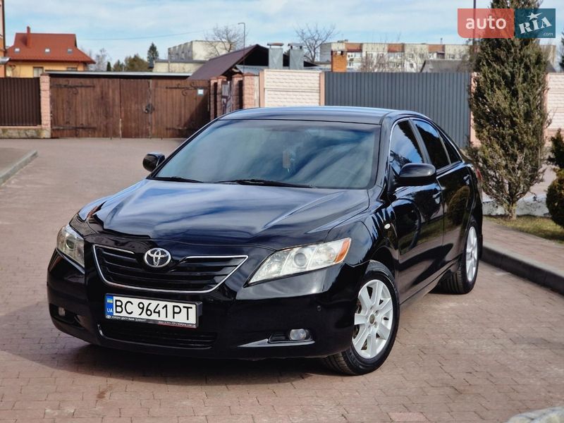 Седан Toyota Camry 2006 в Стрые