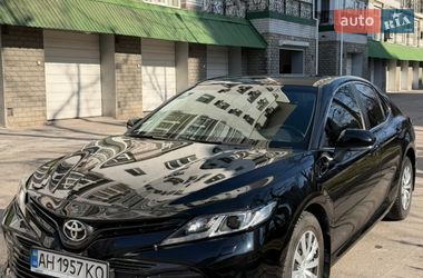 Седан Toyota Camry 2018 в Запорожье