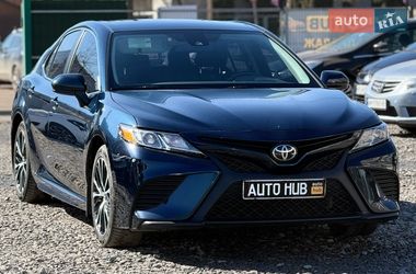 Седан Toyota Camry 2019 в Бердичеві
