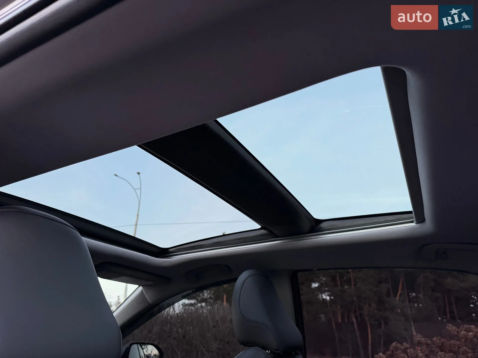 2018 Toyota Camry - мініатюра 42