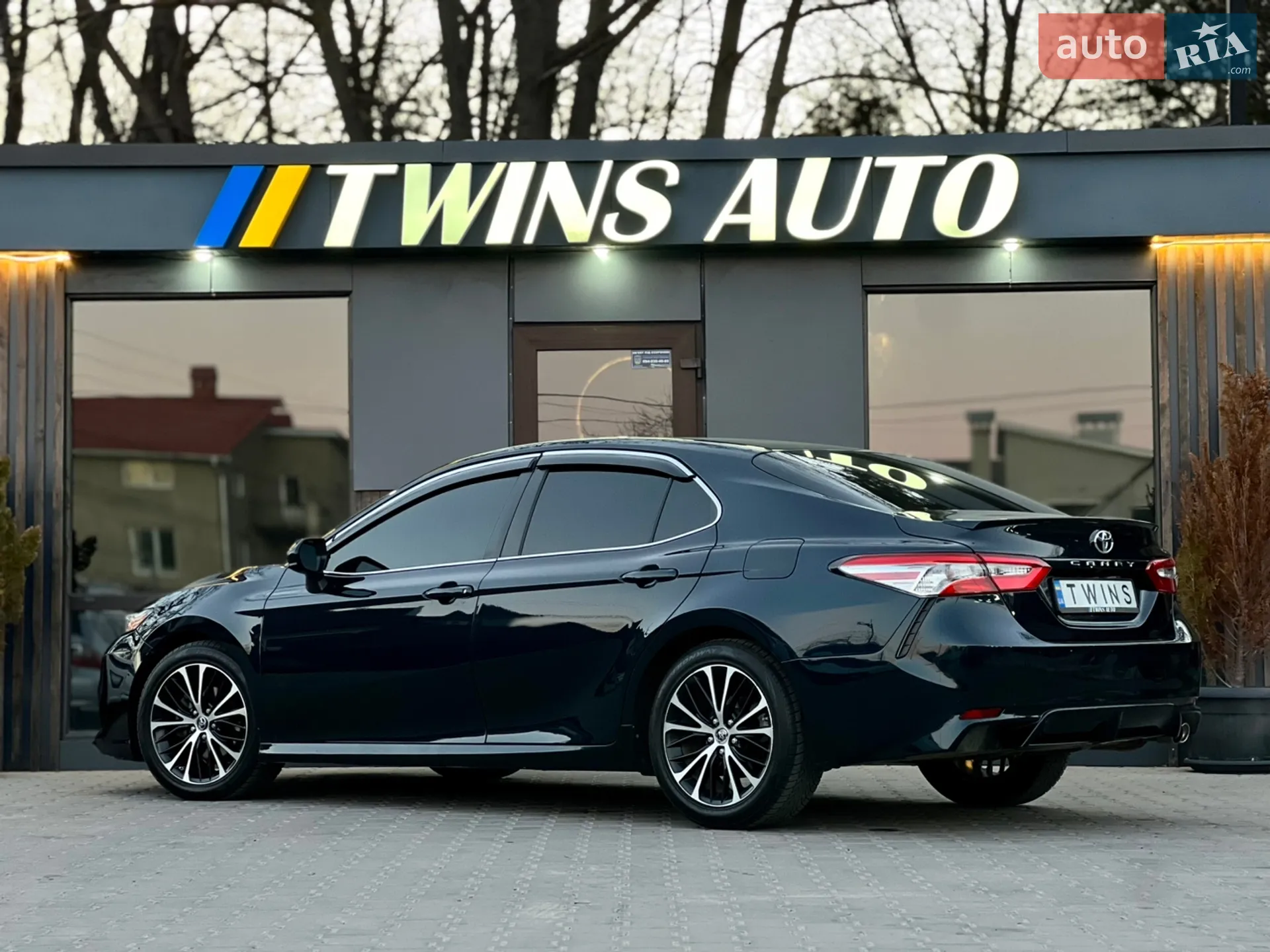 2017 Toyota Camry - мініатюра 24
