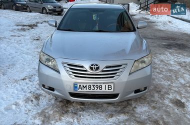Седан Toyota Camry 2008 в Житомире