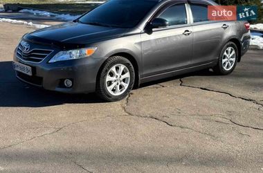 Седан Toyota Camry 2010 в Житомире