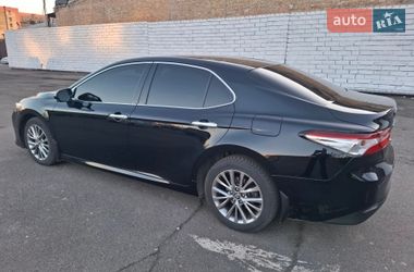 Седан Toyota Camry 2018 в Києві