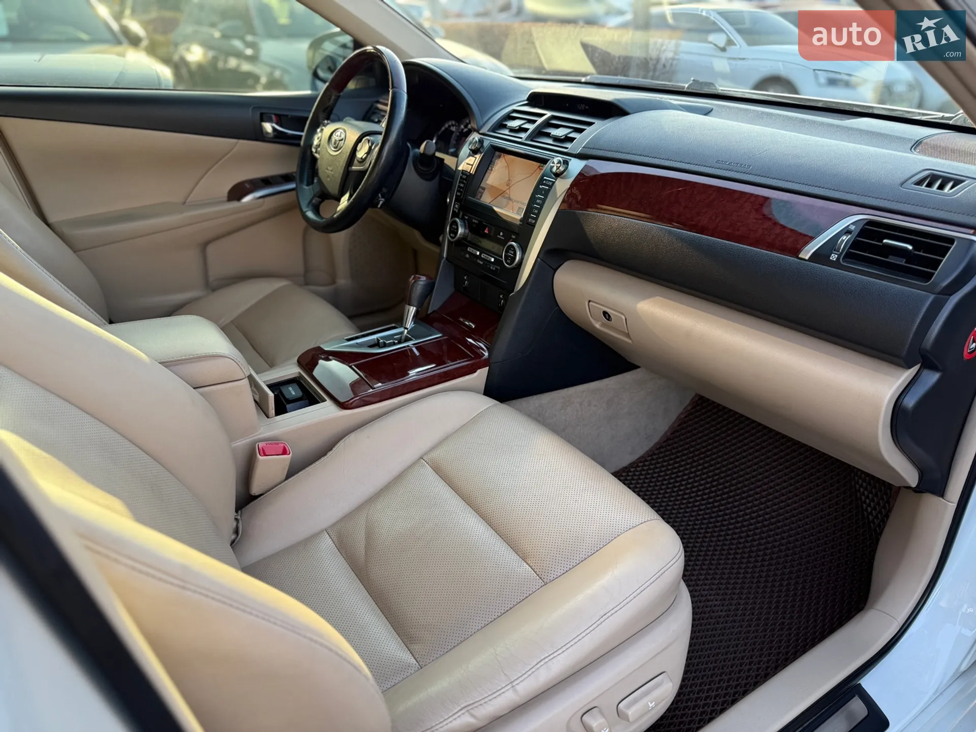 2014 Toyota Camry - мініатюра 28