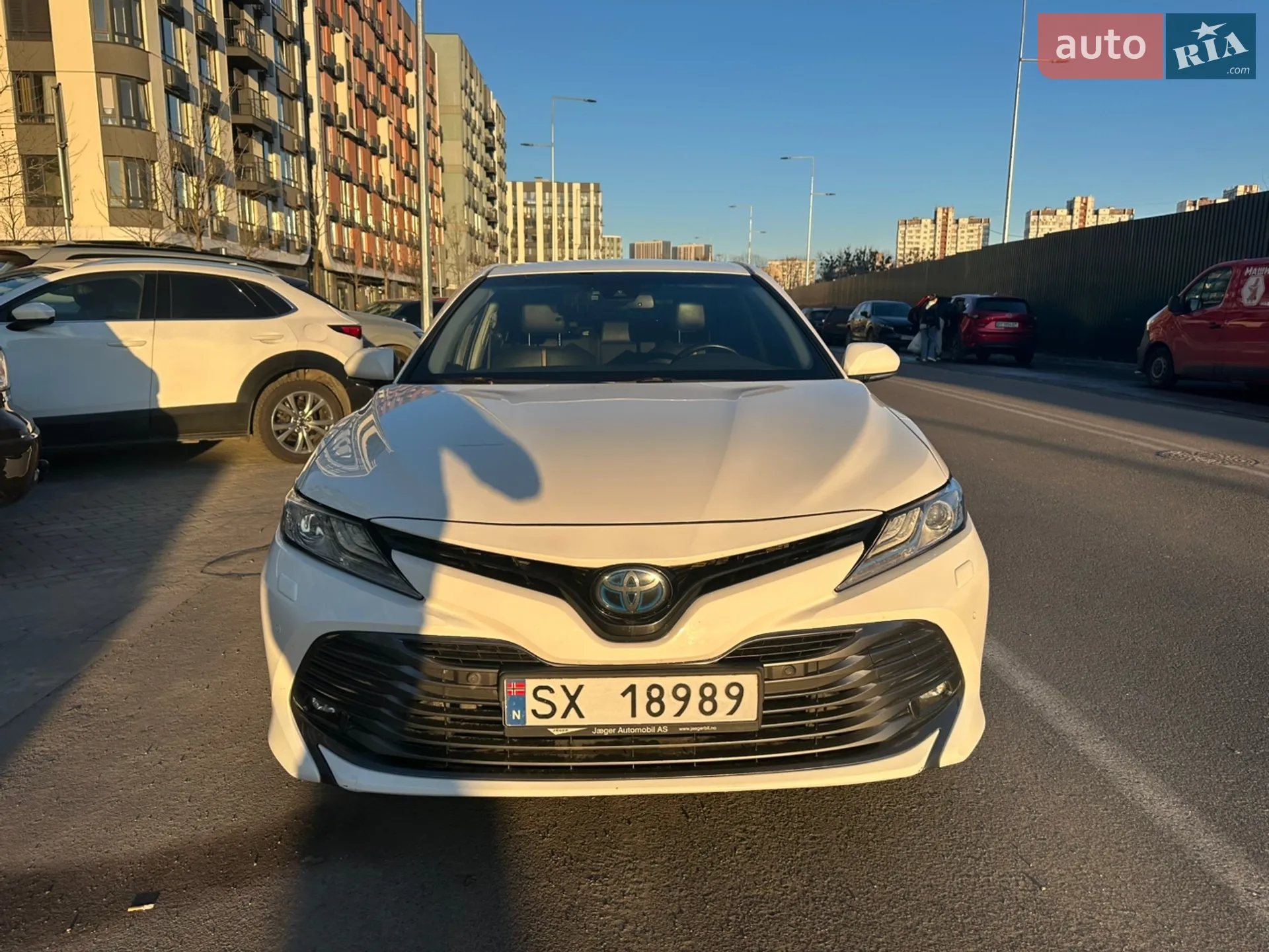 2020 Toyota Camry - мініатюра 3