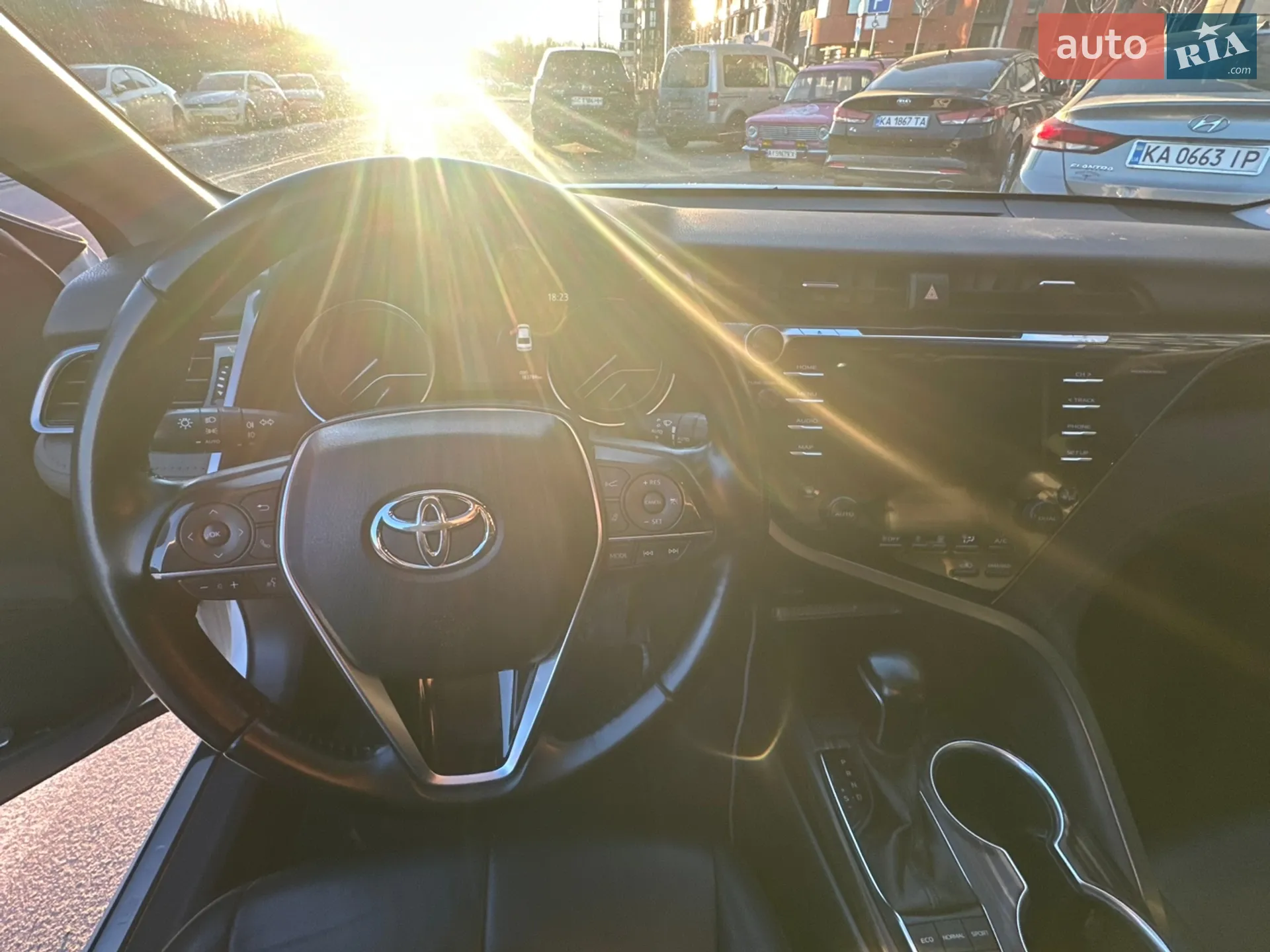 2020 Toyota Camry - мініатюра 24