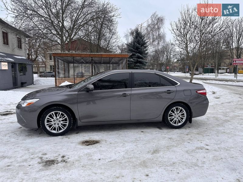 Седан Toyota Camry 2015 в Подольске
