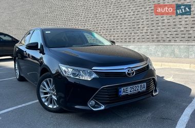 Седан Toyota Camry 2014 в Днепре