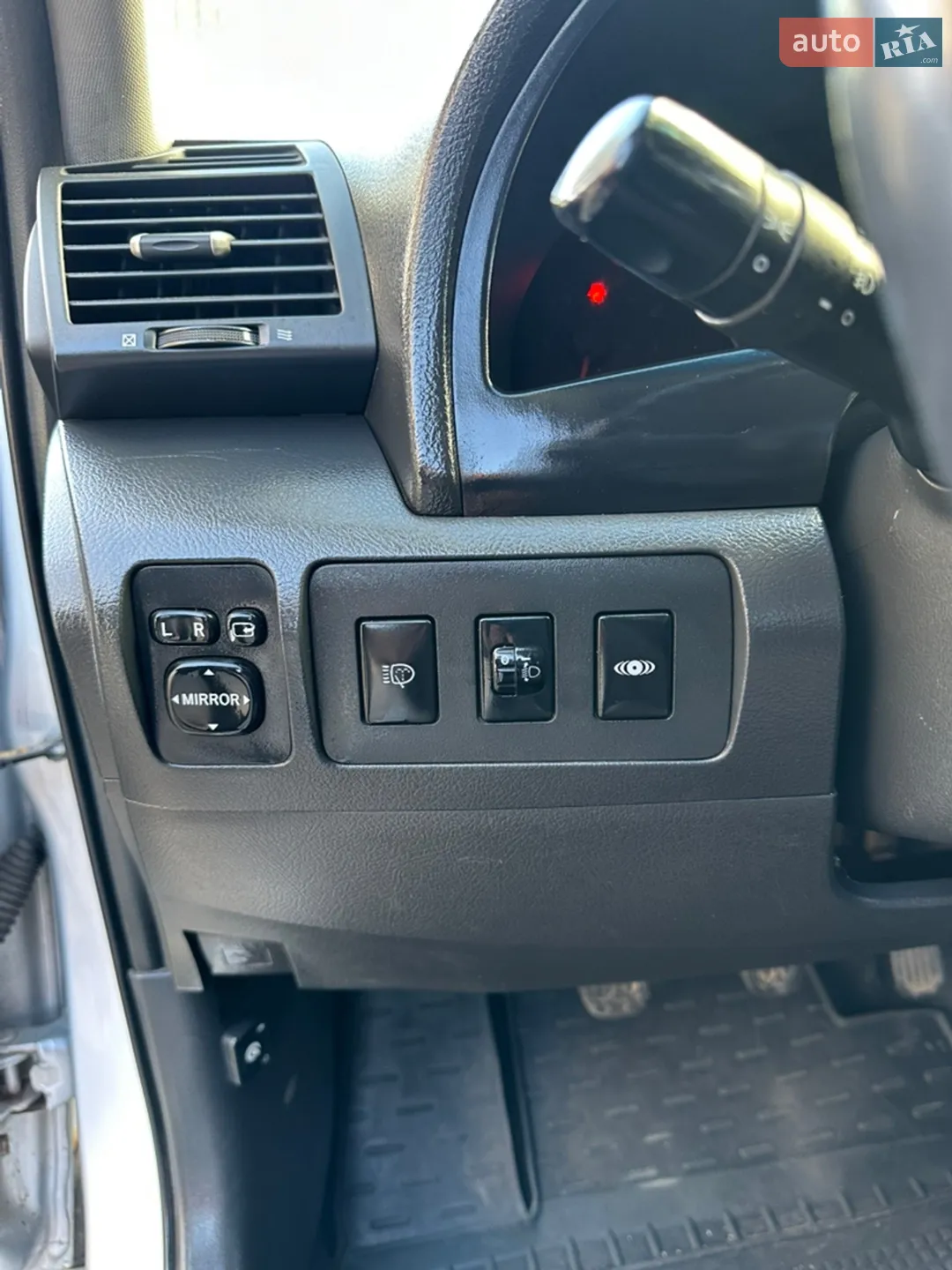 2010 Toyota Camry - мініатюра 29