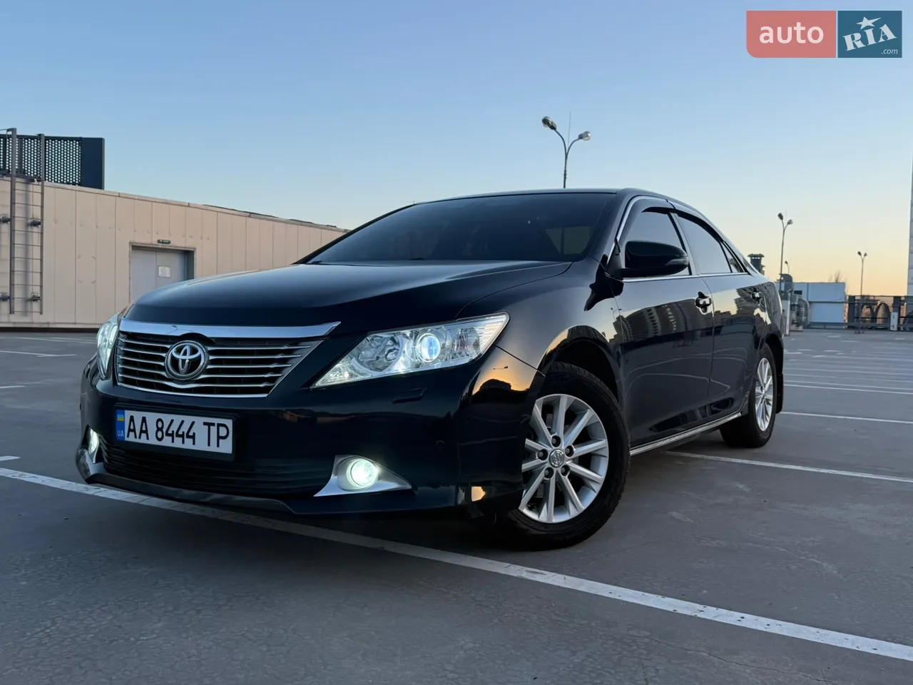 2011 Toyota Camry - мініатюра 11