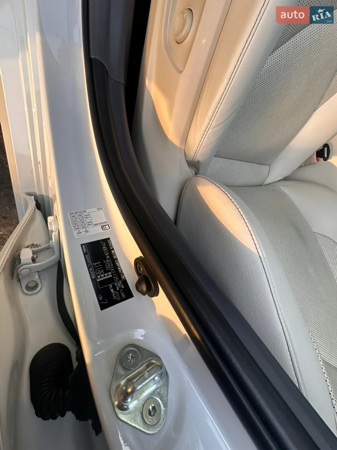 2023 Toyota Camry - мініатюра 18
