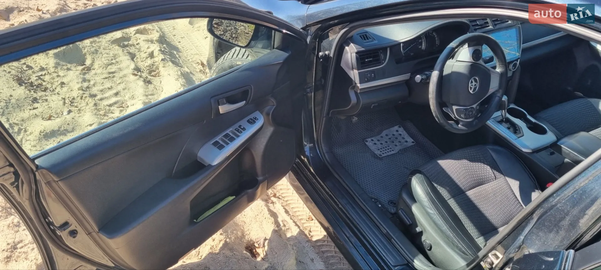 2014 Toyota Camry - мініатюра 14