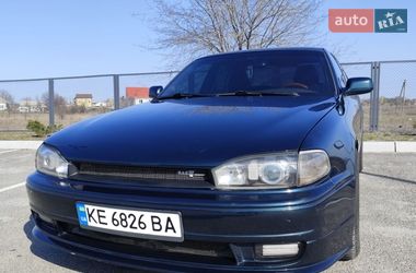 Седан Toyota Camry 1993 в Дніпрі