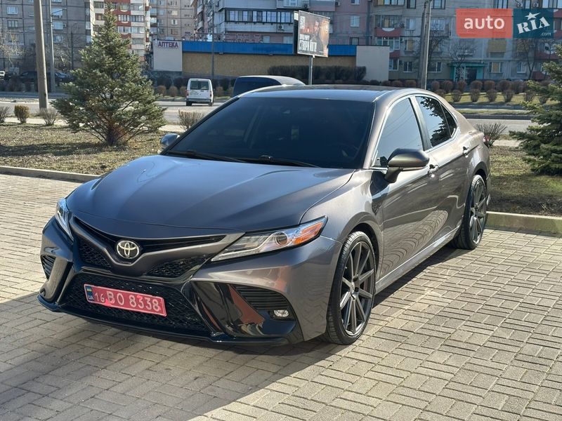Toyota Camry 2018