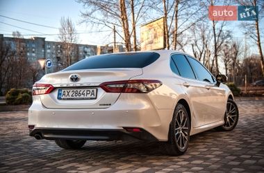 Седан Toyota Camry 2021 в Харькове