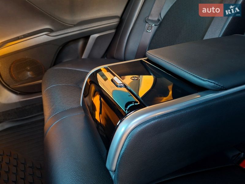 Седан Toyota Camry 2021 в Харькове