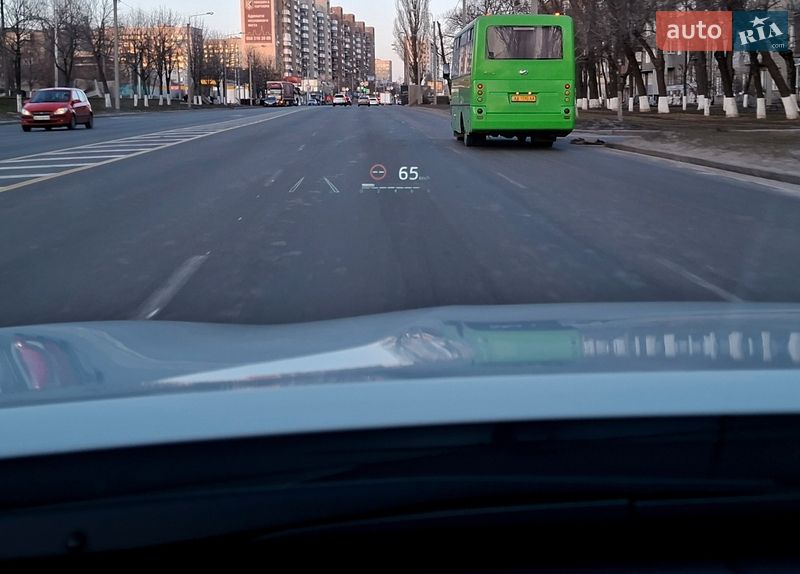 Седан Toyota Camry 2021 в Харькове