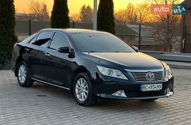 Седан Toyota Camry 2013 в Вінниці