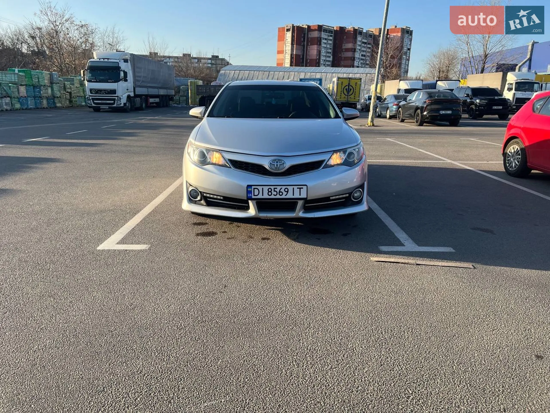 2014 Toyota Camry - мініатюра 2