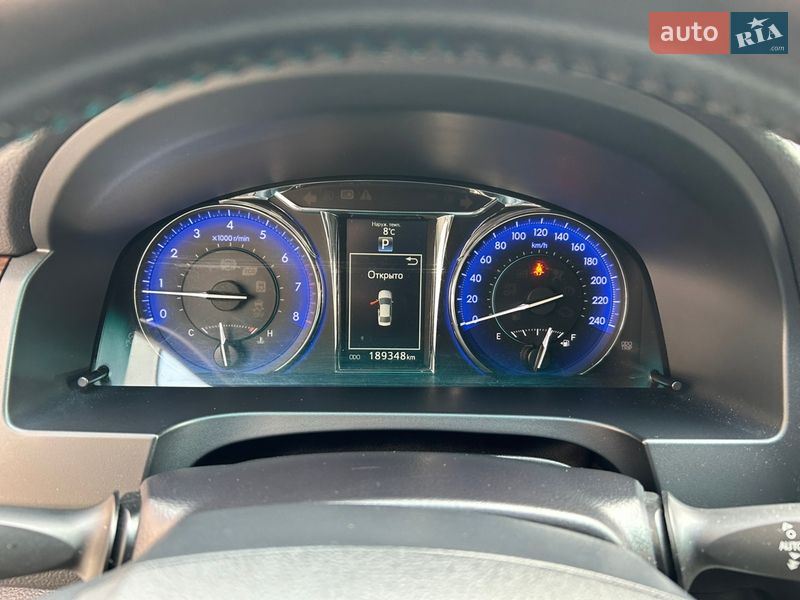 Седан Toyota Camry 2017 в Харькове