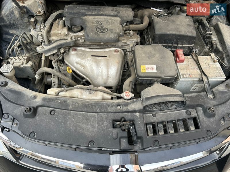 Седан Toyota Camry 2017 в Харькове