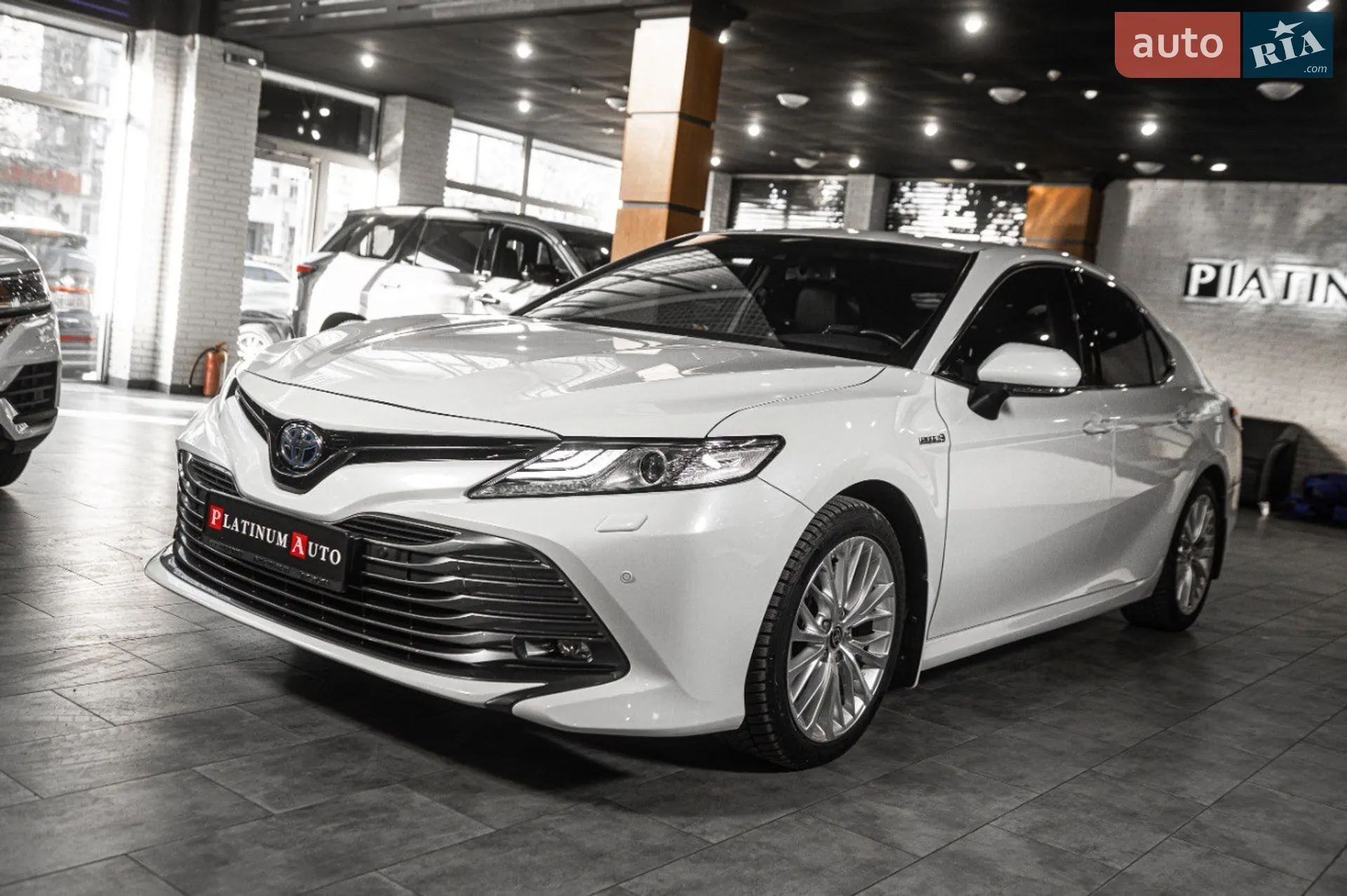 2020 Toyota Camry - мініатюра 11