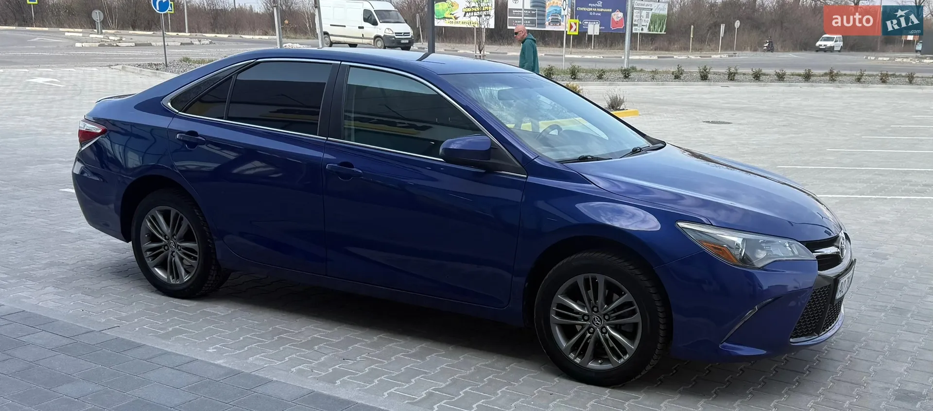 2015 Toyota Camry - мініатюра 4