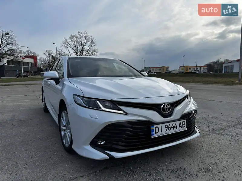 Toyota Camry 2020