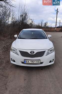 Седан Toyota Camry 2011 в Знам'янці