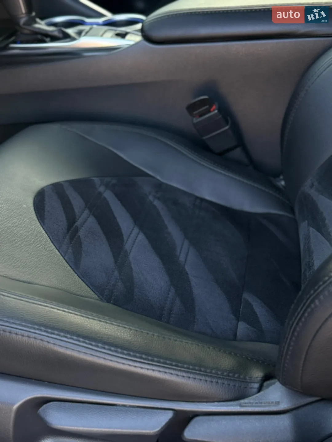 2018 Toyota Camry - мініатюра 21