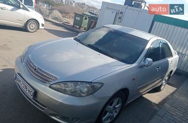 Седан Toyota Camry 2003 в Житомире