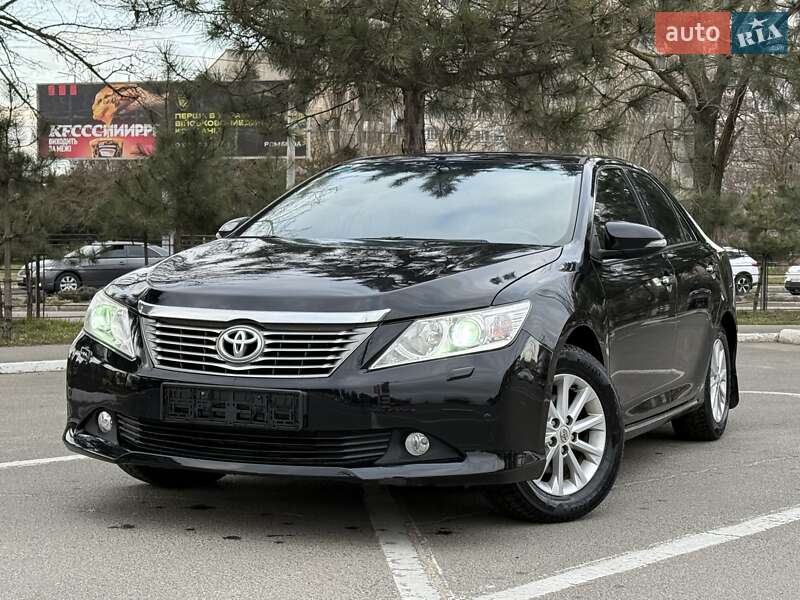 Toyota Camry 2012