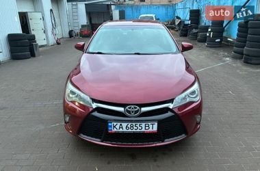 Седан Toyota Camry 2017 в Києві