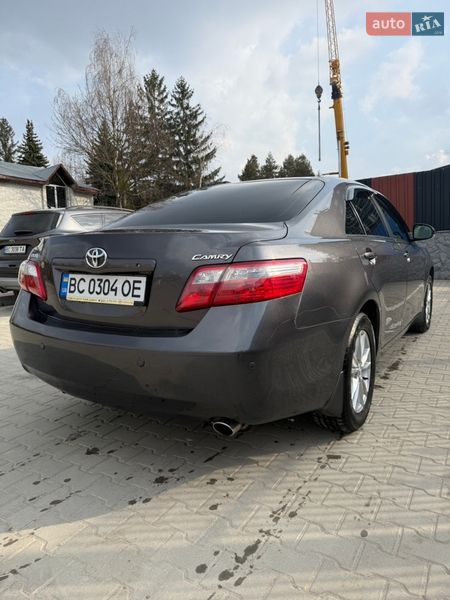 Седан Toyota Camry 2011 в Львове