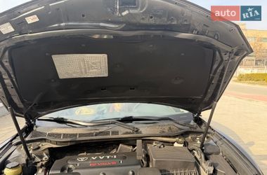 Седан Toyota Camry 2011 в Львові
