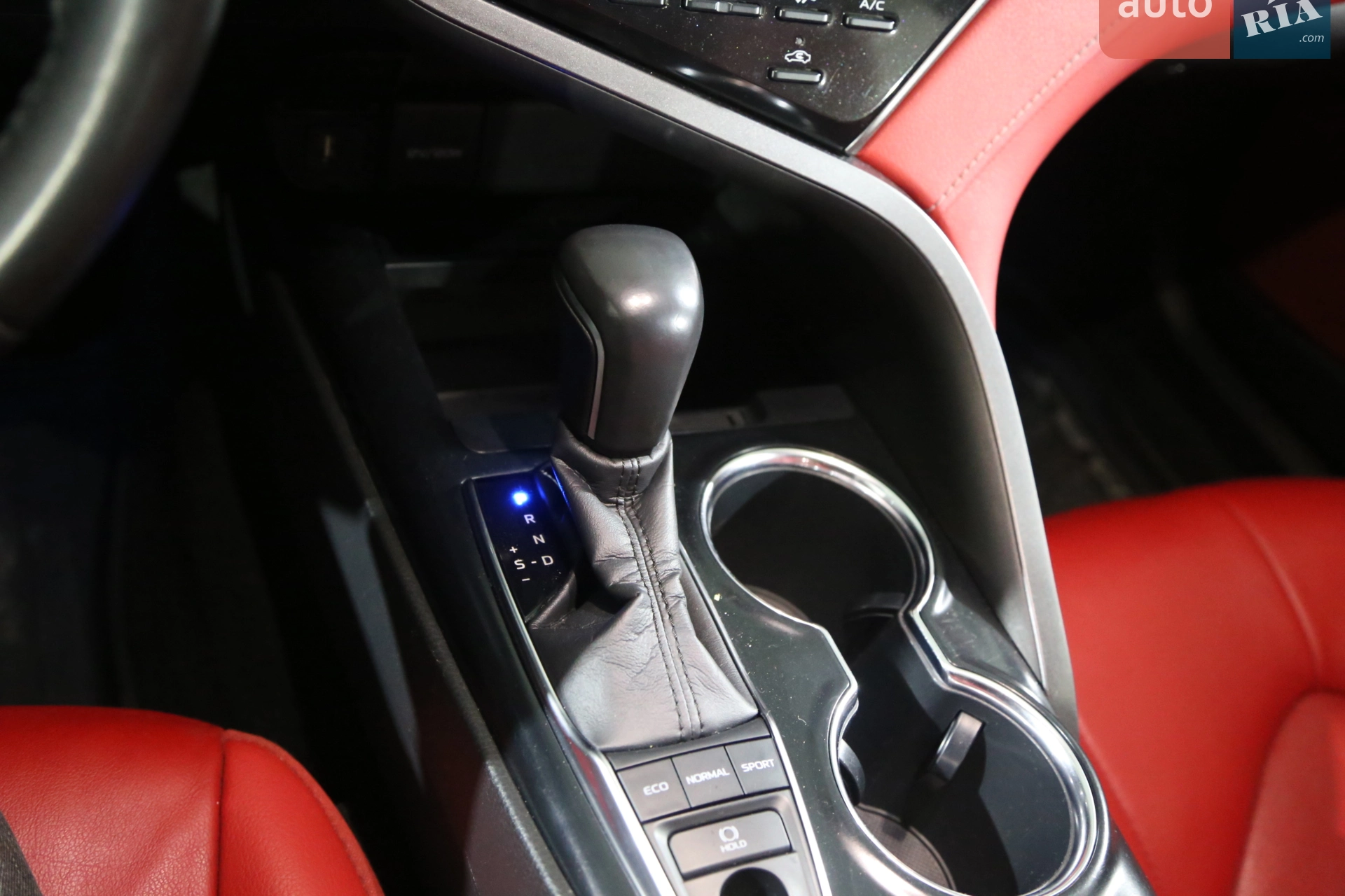 2019 Toyota Camry - мініатюра 22